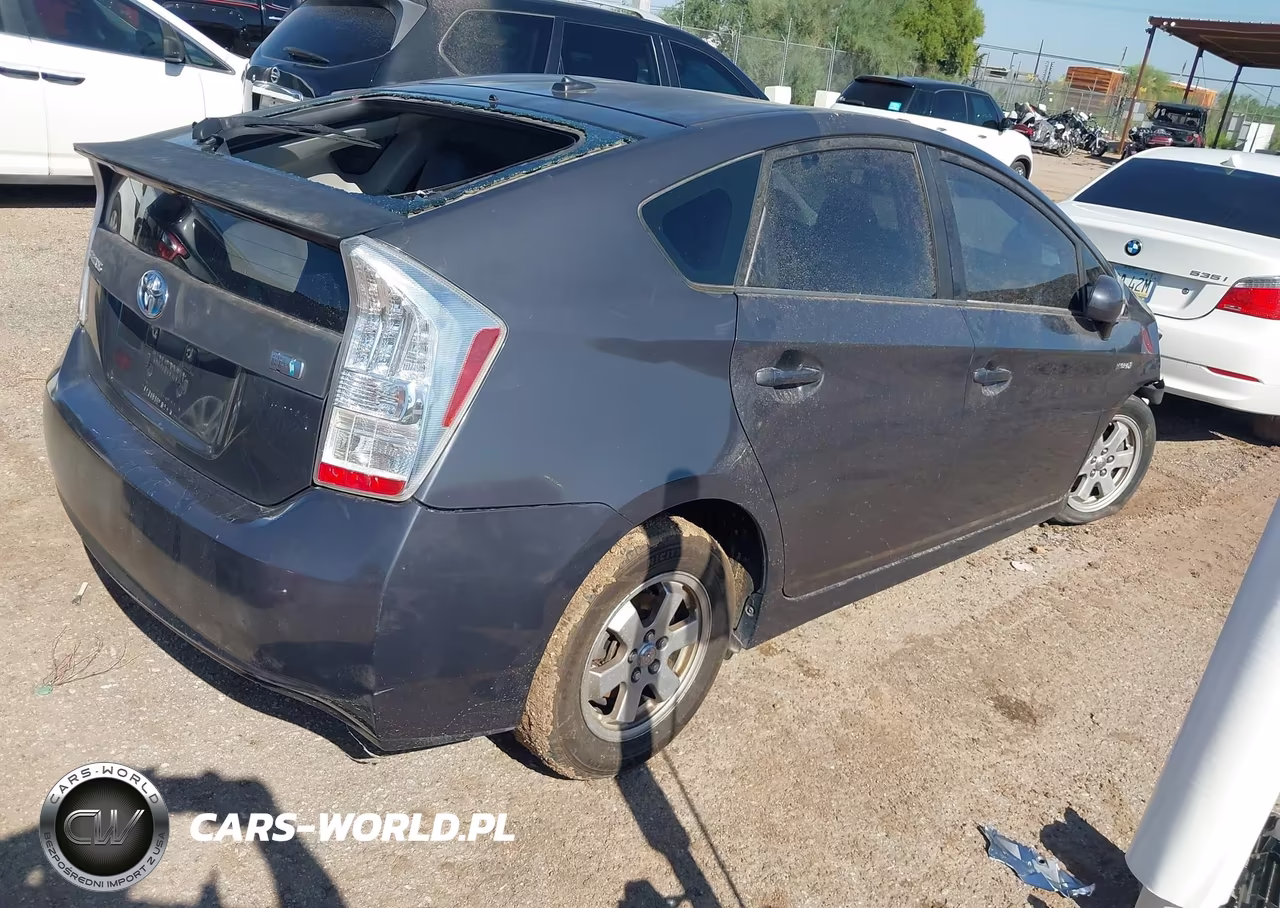 2010 Toyota Prius V VIN:JTDKN3DU7A0008929 - 4