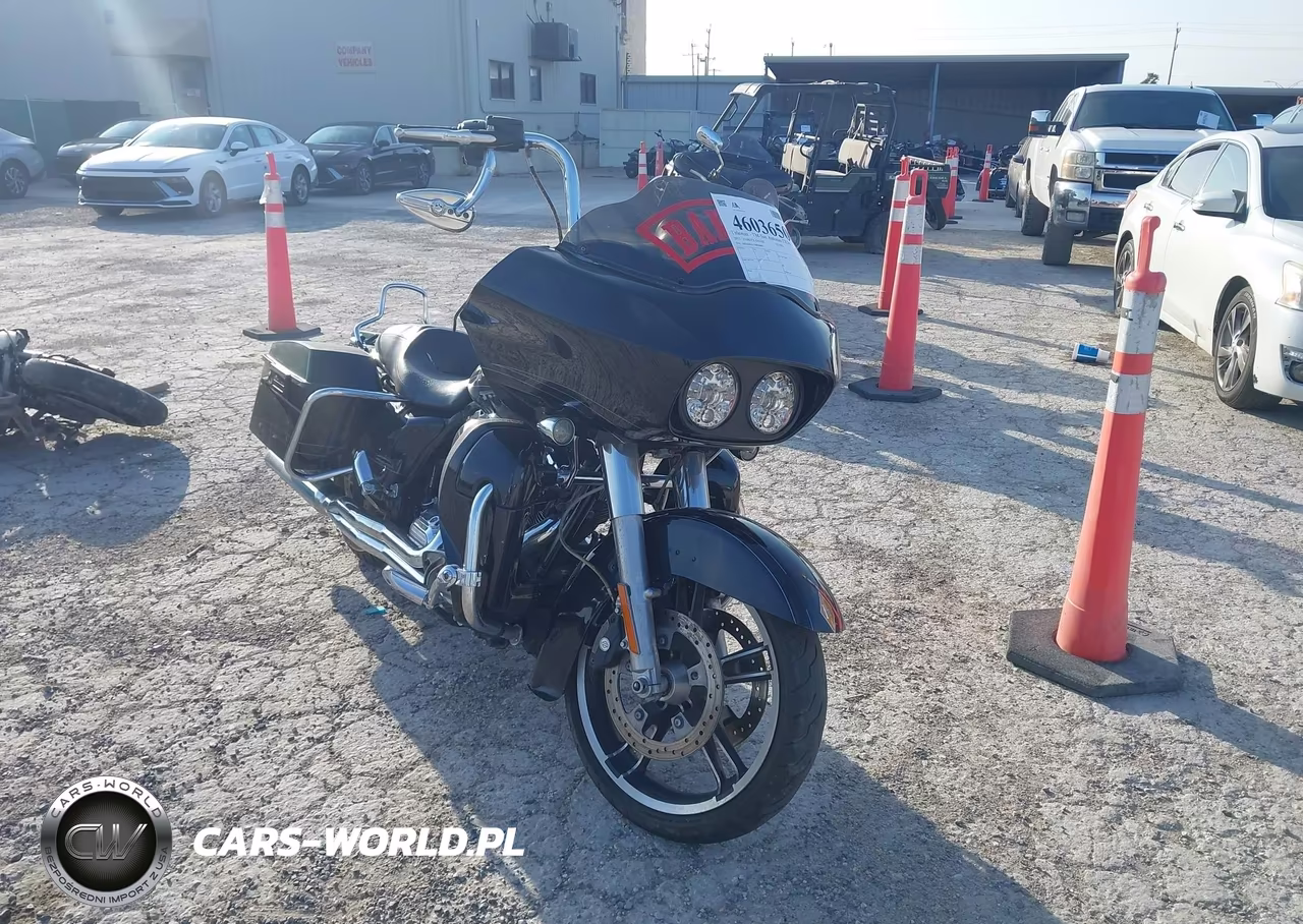 2013 Harley-Davidson Fltrx Road Glide Custom VIN:1HD1KHM17DB630865 - 1