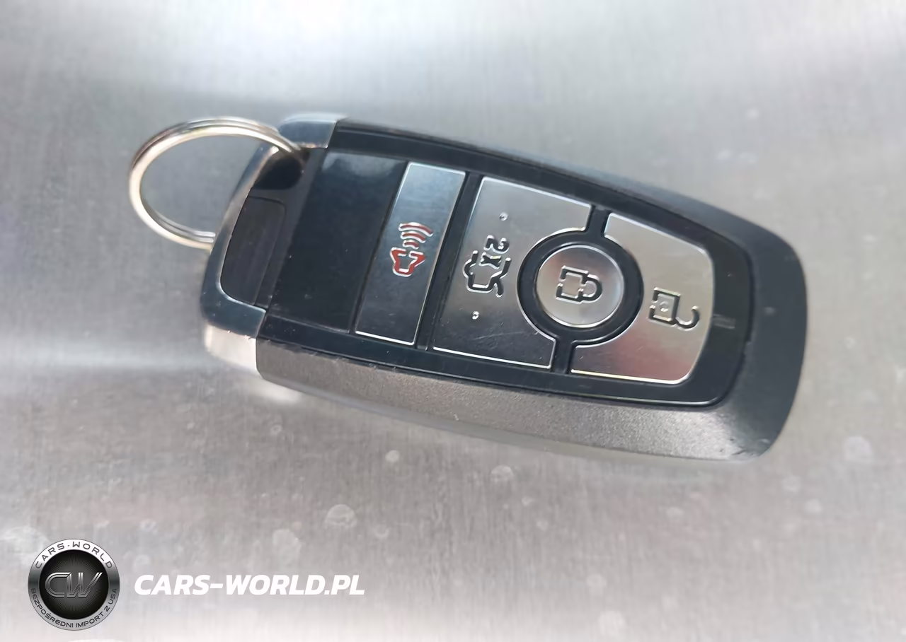 2018 Ford Fusion Hybrid S VIN:3FA6P0UUXJR100827 - 11