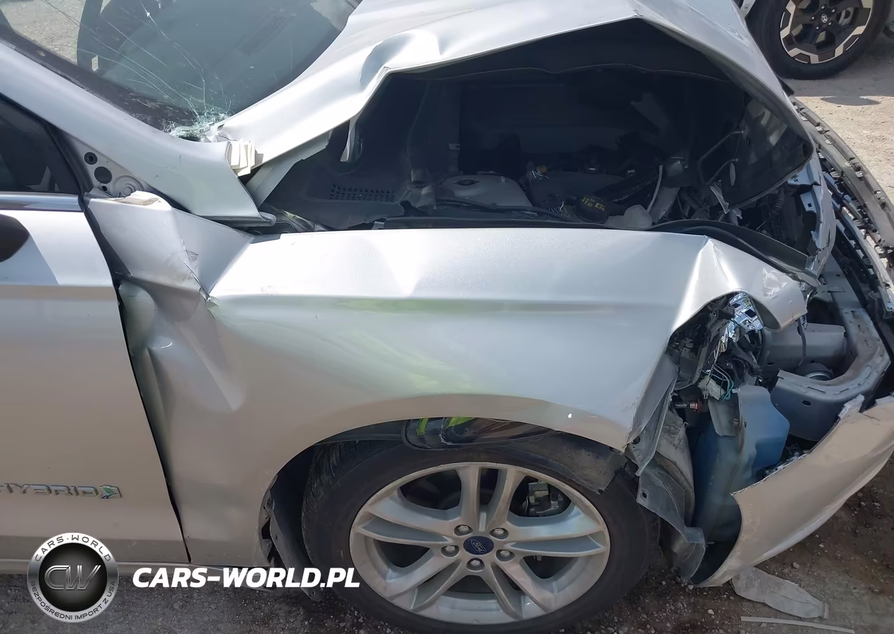 2018 Ford Fusion Hybrid S VIN:3FA6P0UUXJR100827 - 6