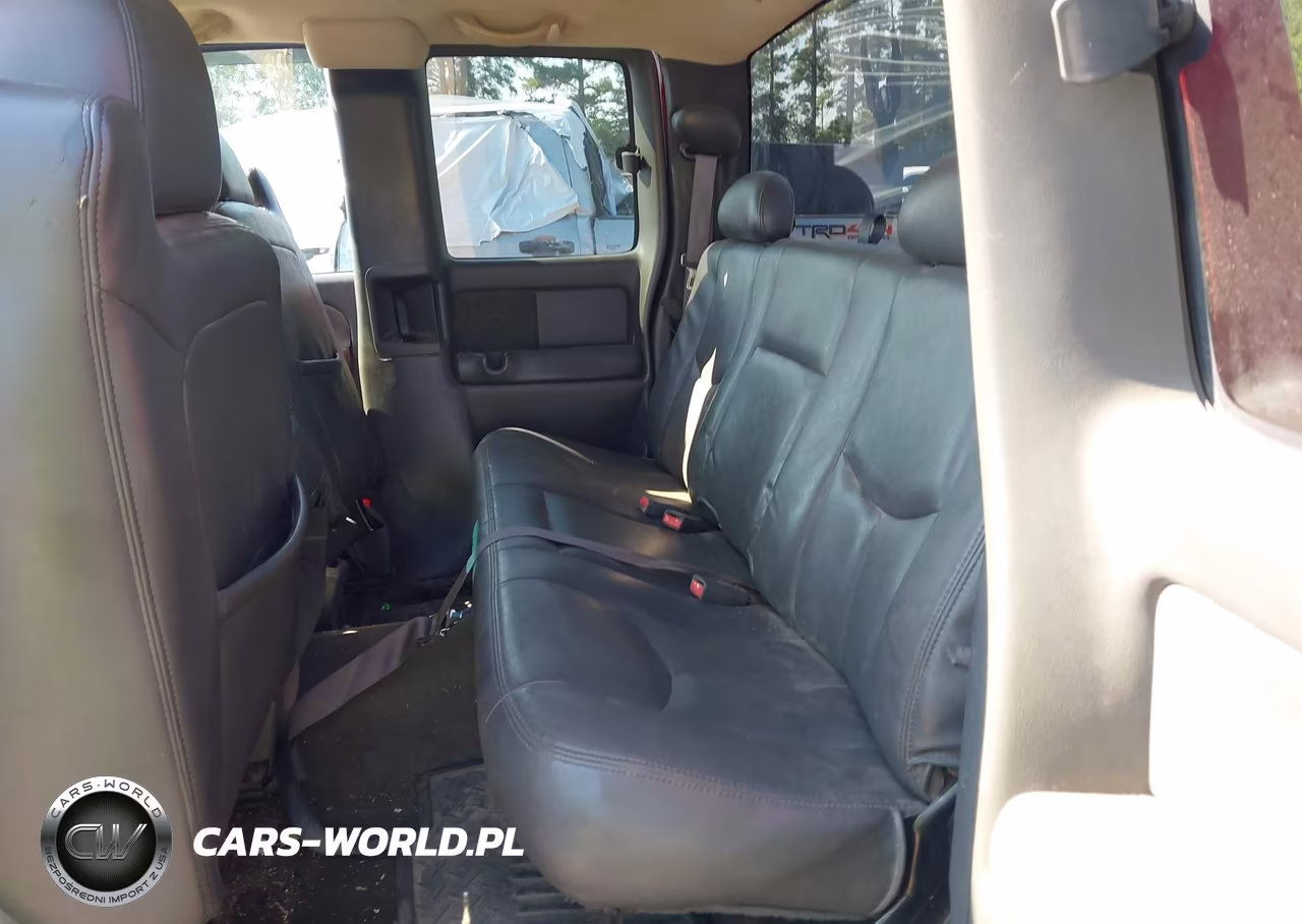 2003 Chevrolet Silverado 1500 Ls VIN:1GCEK19T03E261042 - 8