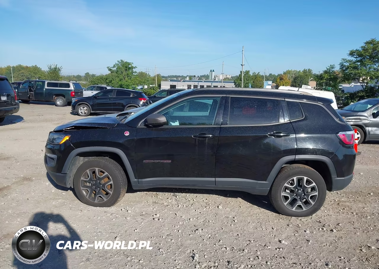 2019 Jeep Compass Trailhawk 4X4 VIN:3C4NJDDB4KT651742 - 14