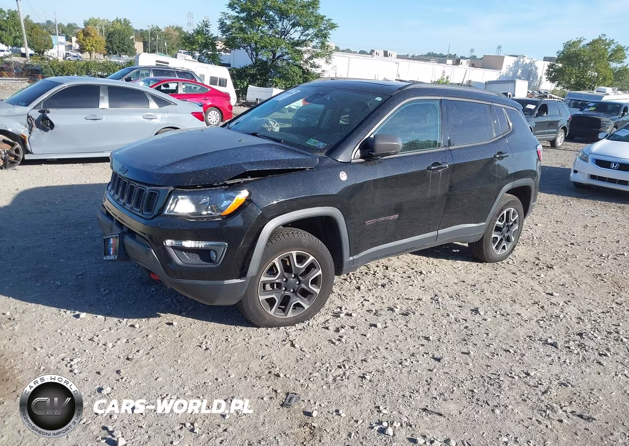 2019 Jeep Compass Trailhawk 4X4 VIN:3C4NJDDB4KT651742 - 2