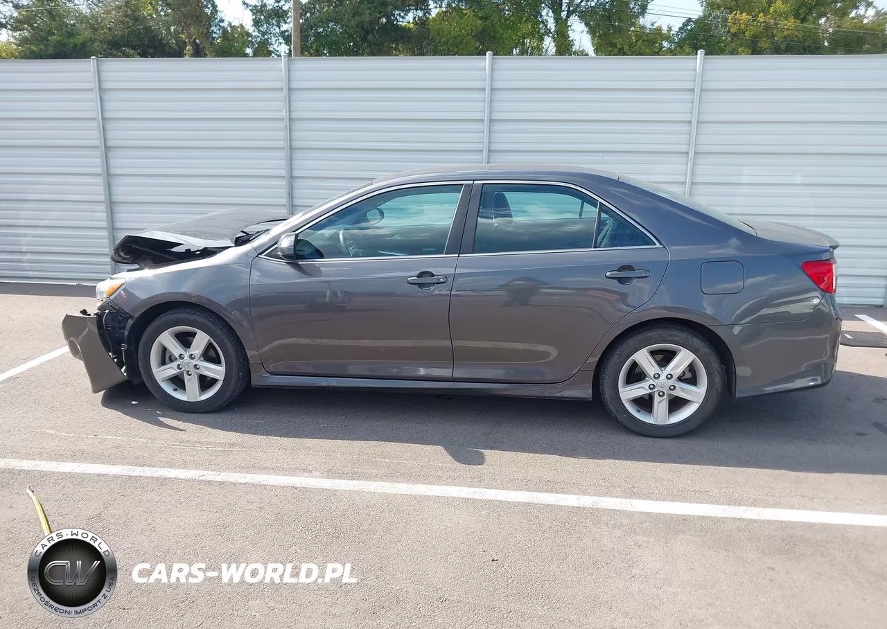 2014 Toyota Camry Se VIN:4T1BF1FK5EU758188 - 14