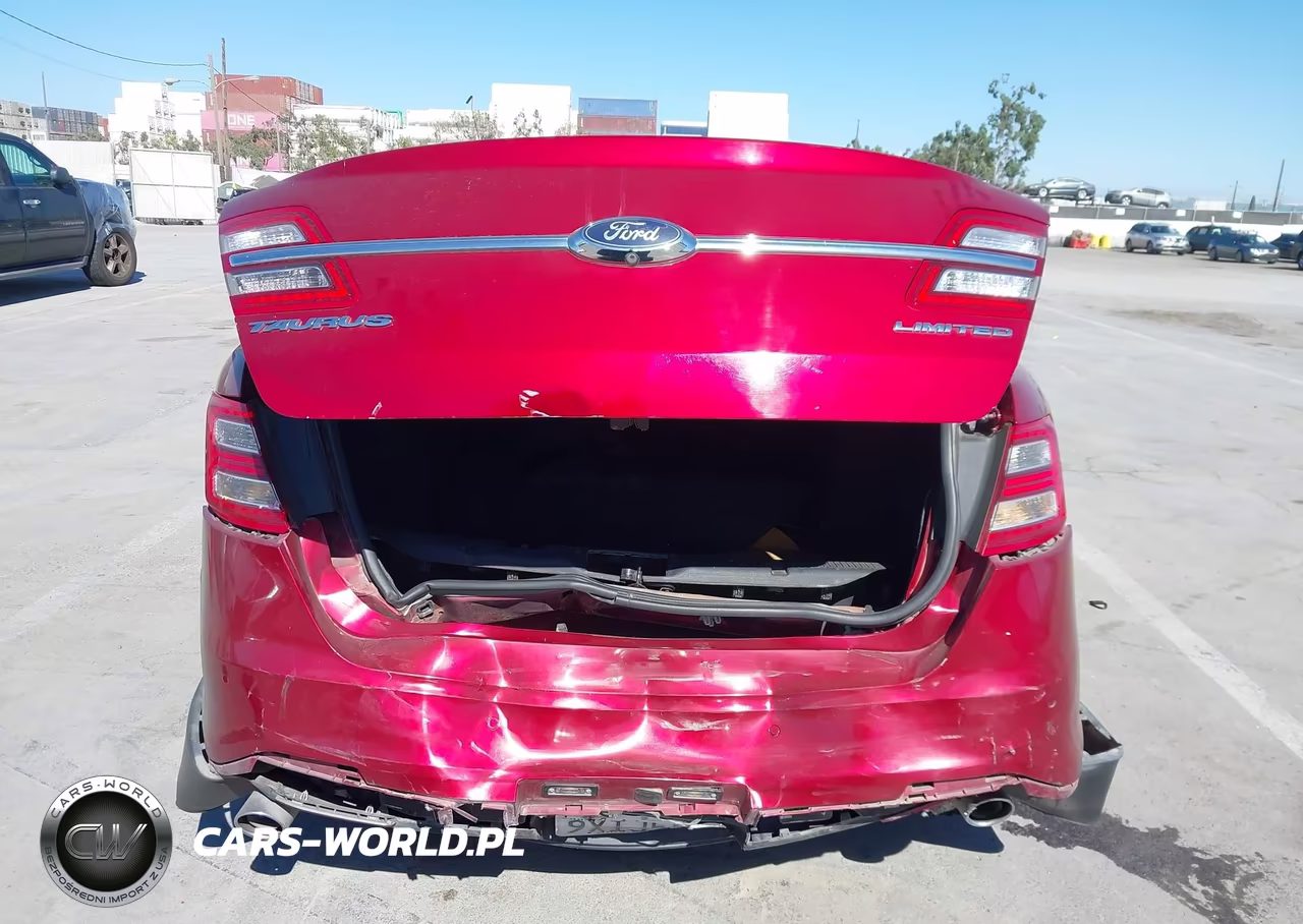 2018 Ford Taurus Limited VIN:1FAHP2F83JG133454 - 6