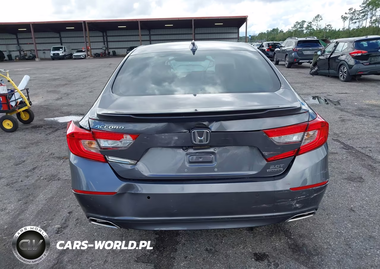 2018 Honda Accord Touring 2.0T VIN:1HGCV2F97JA014636 - 16