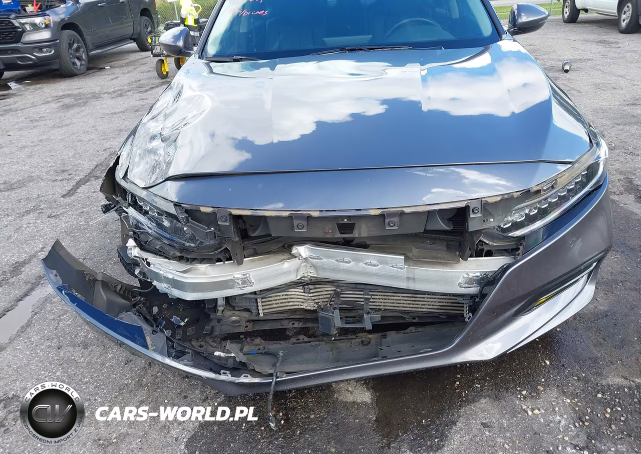 2018 Honda Accord Touring 2.0T VIN:1HGCV2F97JA014636 - 6