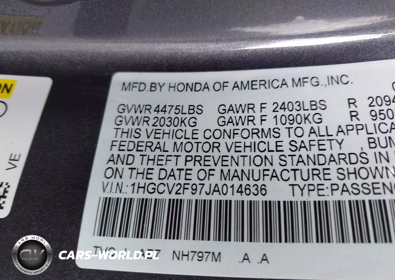 2018 Honda Accord Touring 2.0T VIN:1HGCV2F97JA014636 - 9