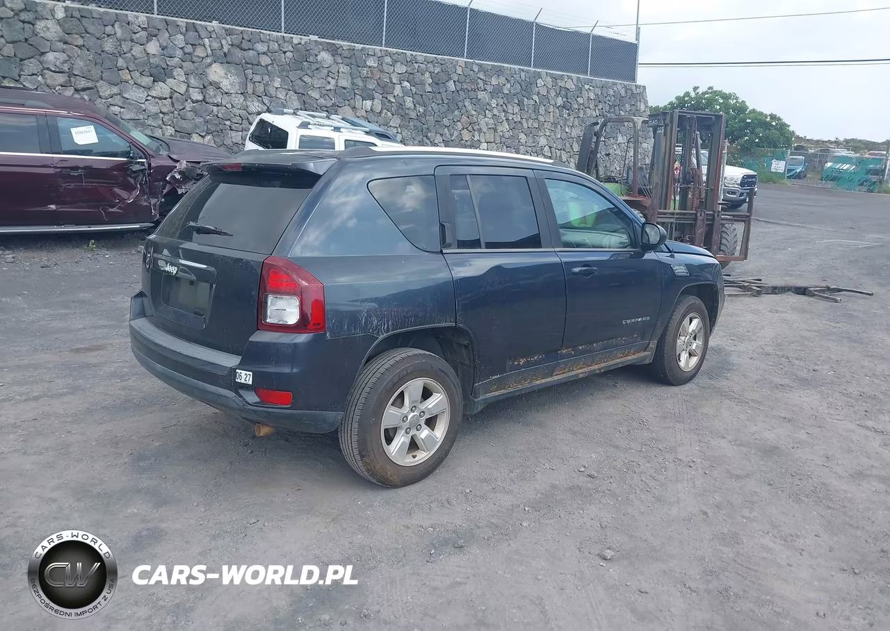 2014 Jeep Compass Sport VIN:1C4NJCBA0ED772153 - 4