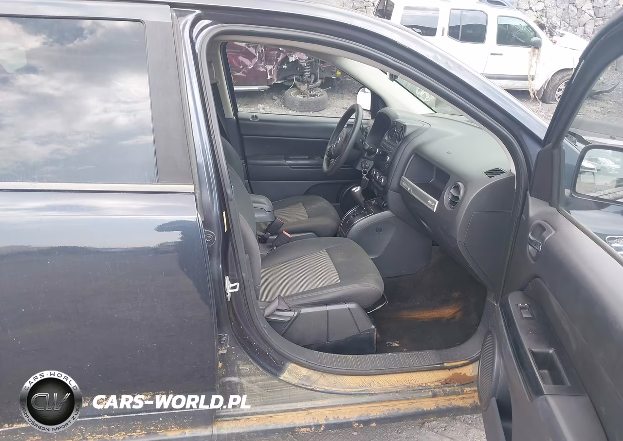 2014 Jeep Compass Sport VIN:1C4NJCBA0ED772153 - 5