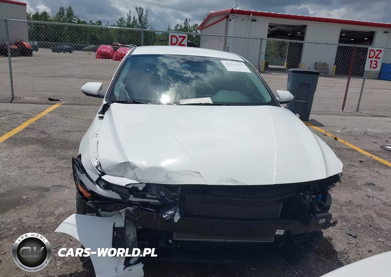 2024 Hyundai Elantra Sel VIN:KMHLM4DG3RU763700 - 12