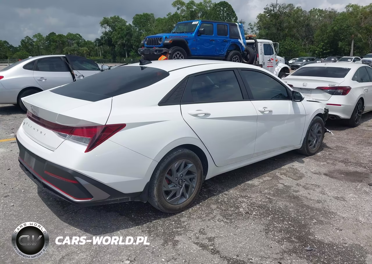 2024 Hyundai Elantra Sel VIN:KMHLM4DG3RU763700 - 4