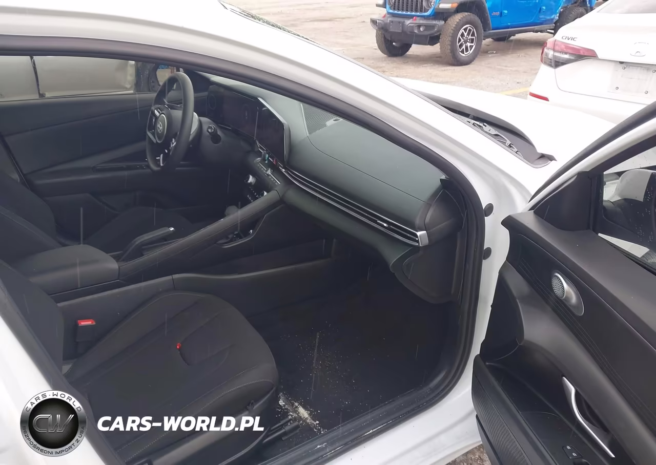 2024 Hyundai Elantra Sel VIN:KMHLM4DG3RU763700 - 5
