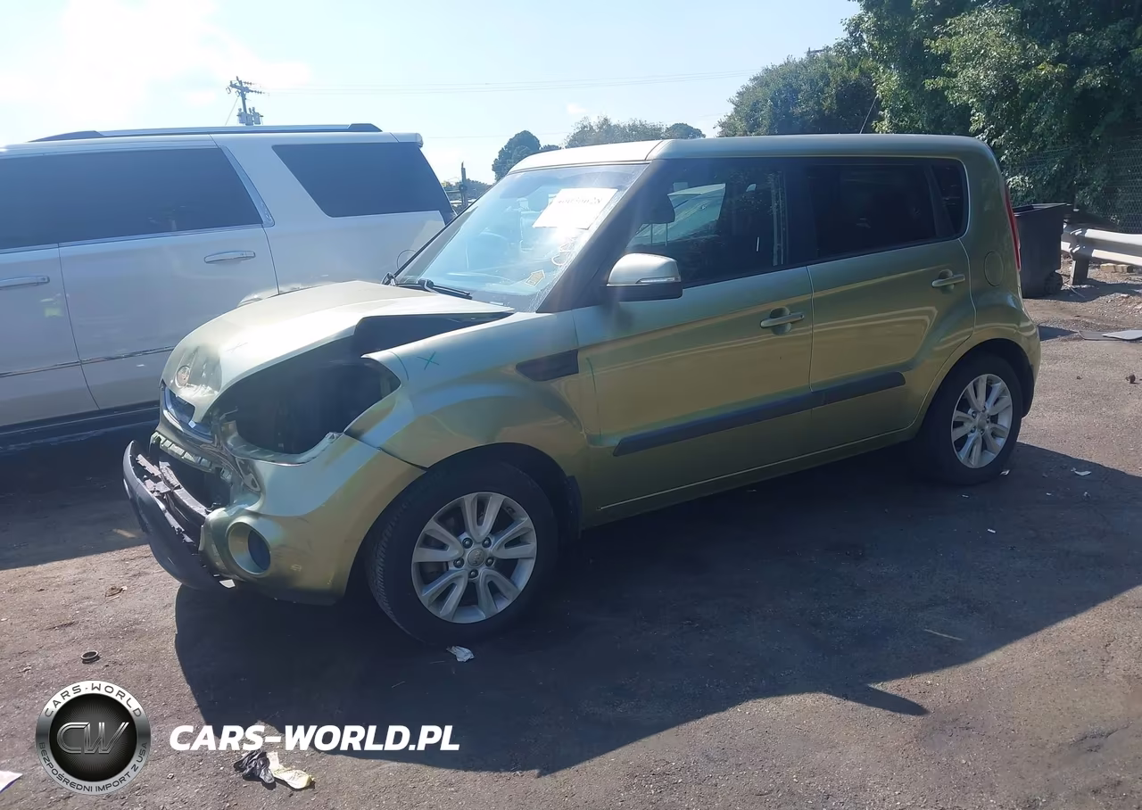 2013 Kia Soul + VIN:KNDJT2A63D7601586 - 2