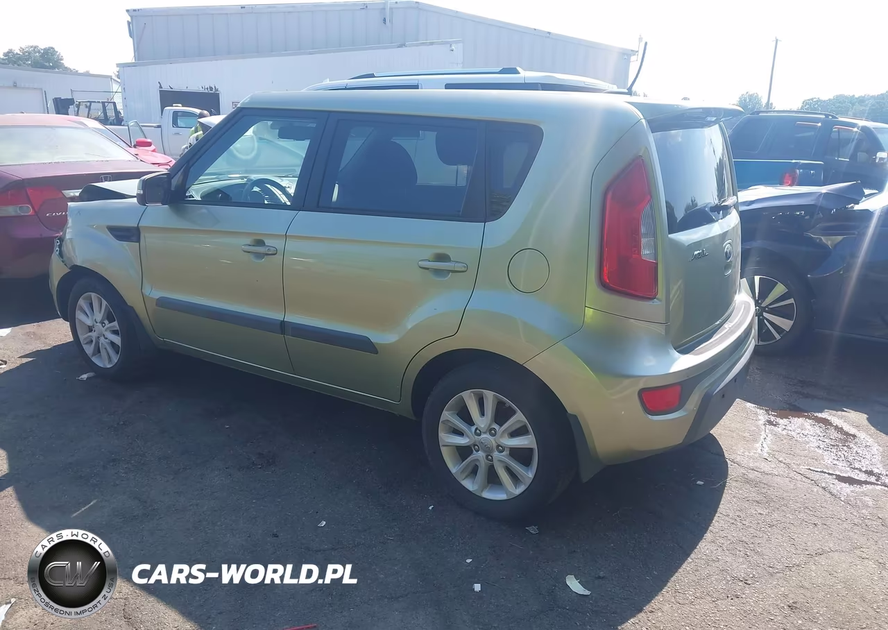 2013 Kia Soul + VIN:KNDJT2A63D7601586 - 3