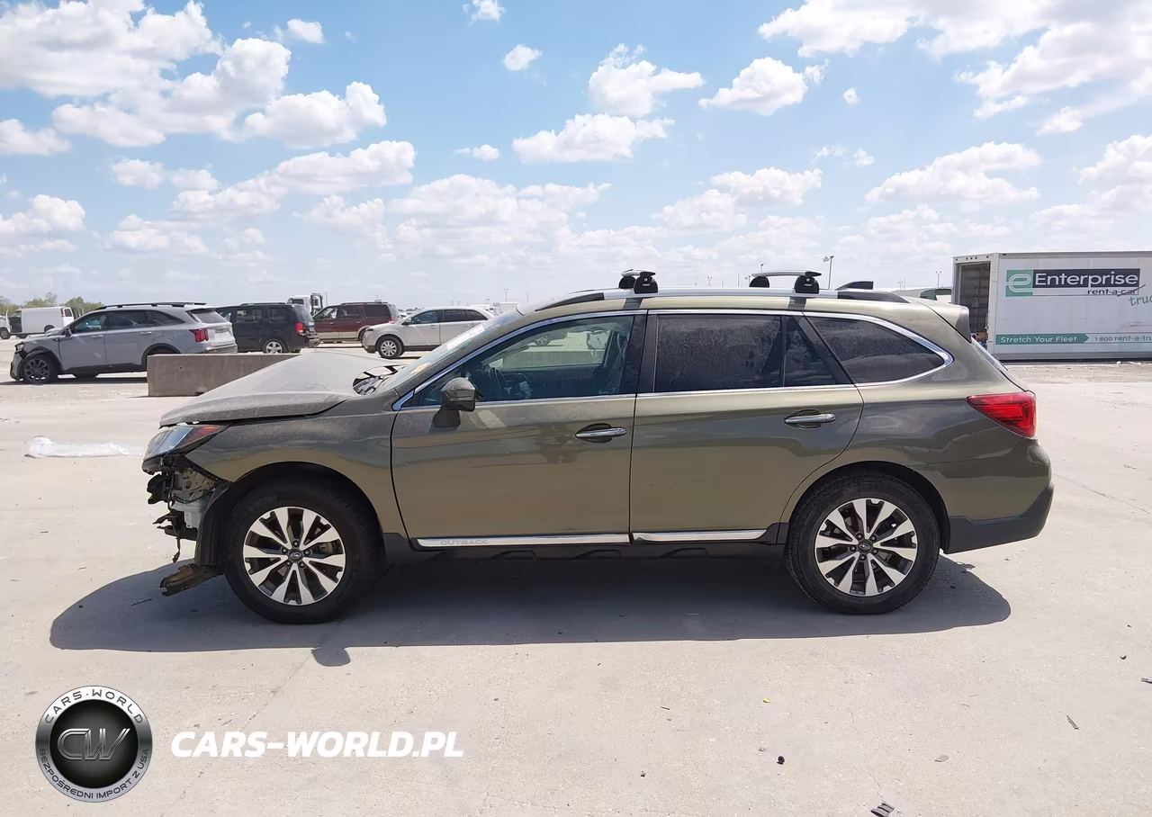 2019 Subaru Outback 3.6R Touring VIN:4S4BSETC7K3295729 - 15
