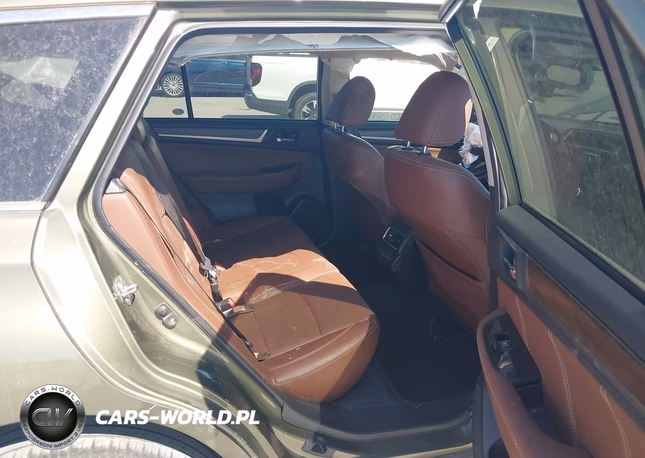 2019 Subaru Outback 3.6R Touring VIN:4S4BSETC7K3295729 - 8