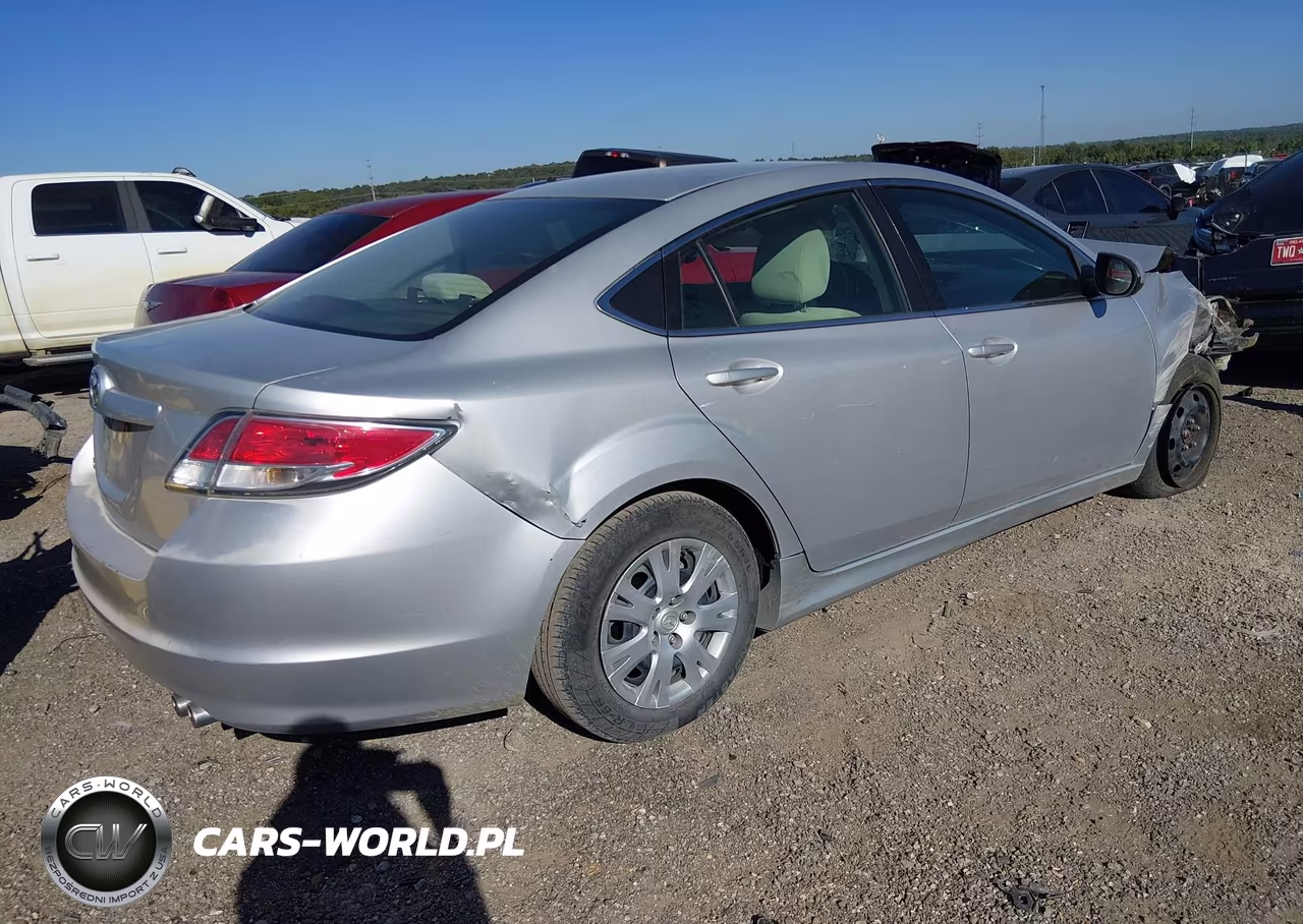 2009 Mazda Mazda6 I Sport VIN:1YVHP81A795M12799 - 4