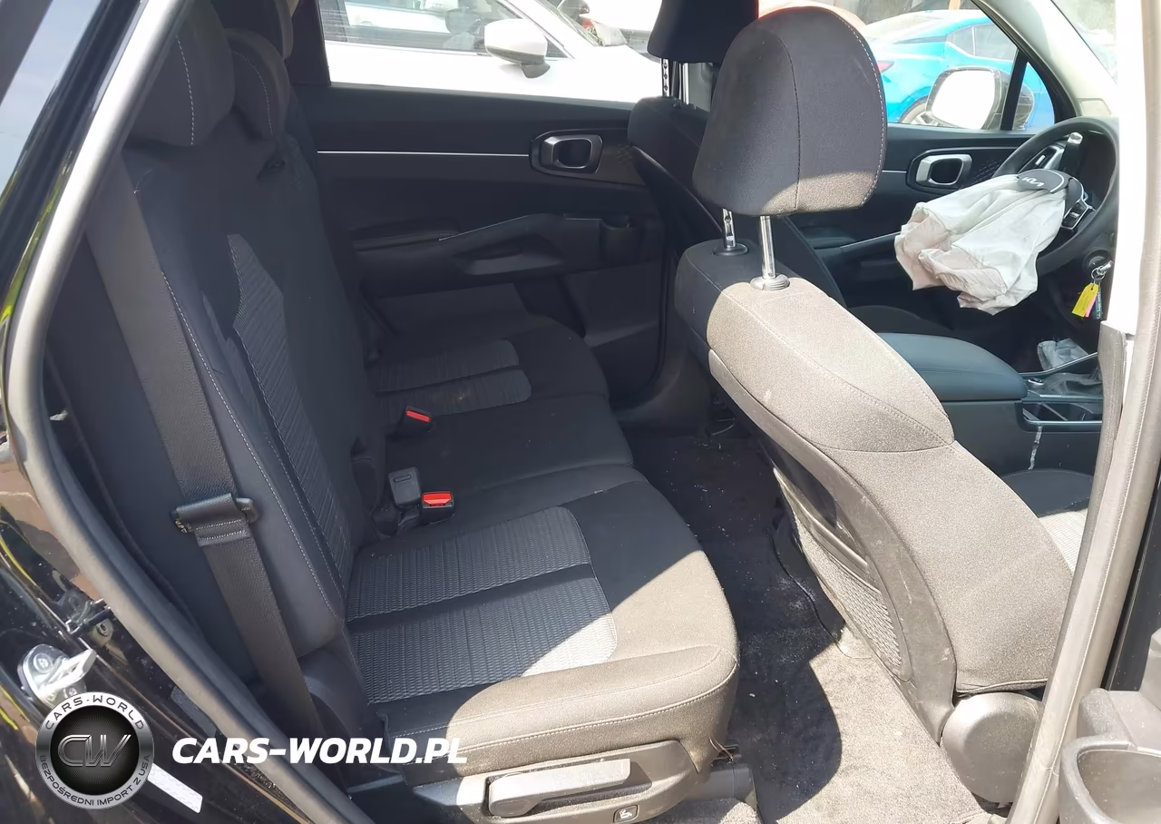 2023 Kia Sorento Lx VIN:5XYRG4LC5PG245512 - 8