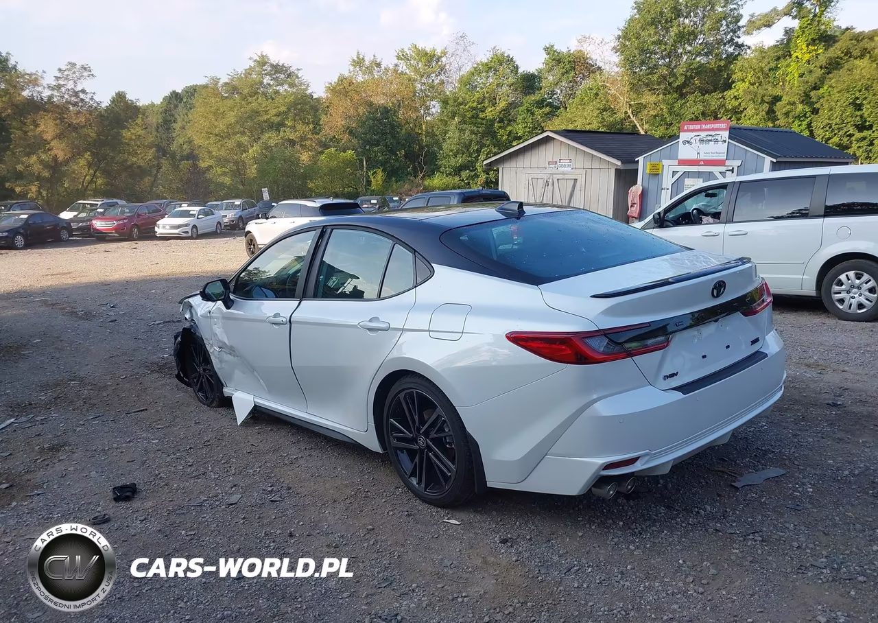 2026 Toyota Camry Xse VIN:4T1DAACK3TU316891 - 3