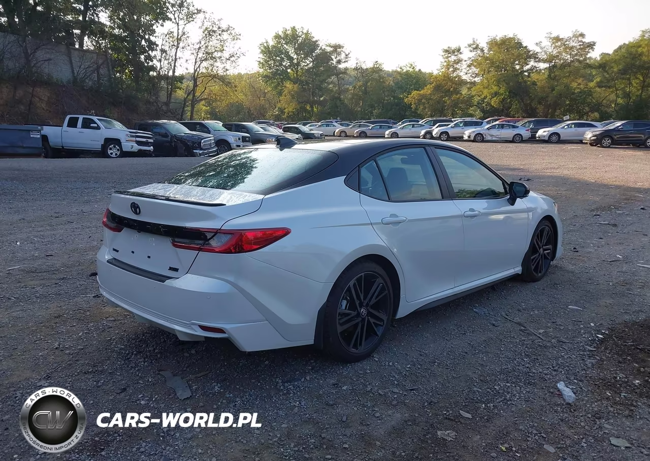 2026 Toyota Camry Xse VIN:4T1DAACK3TU316891 - 4