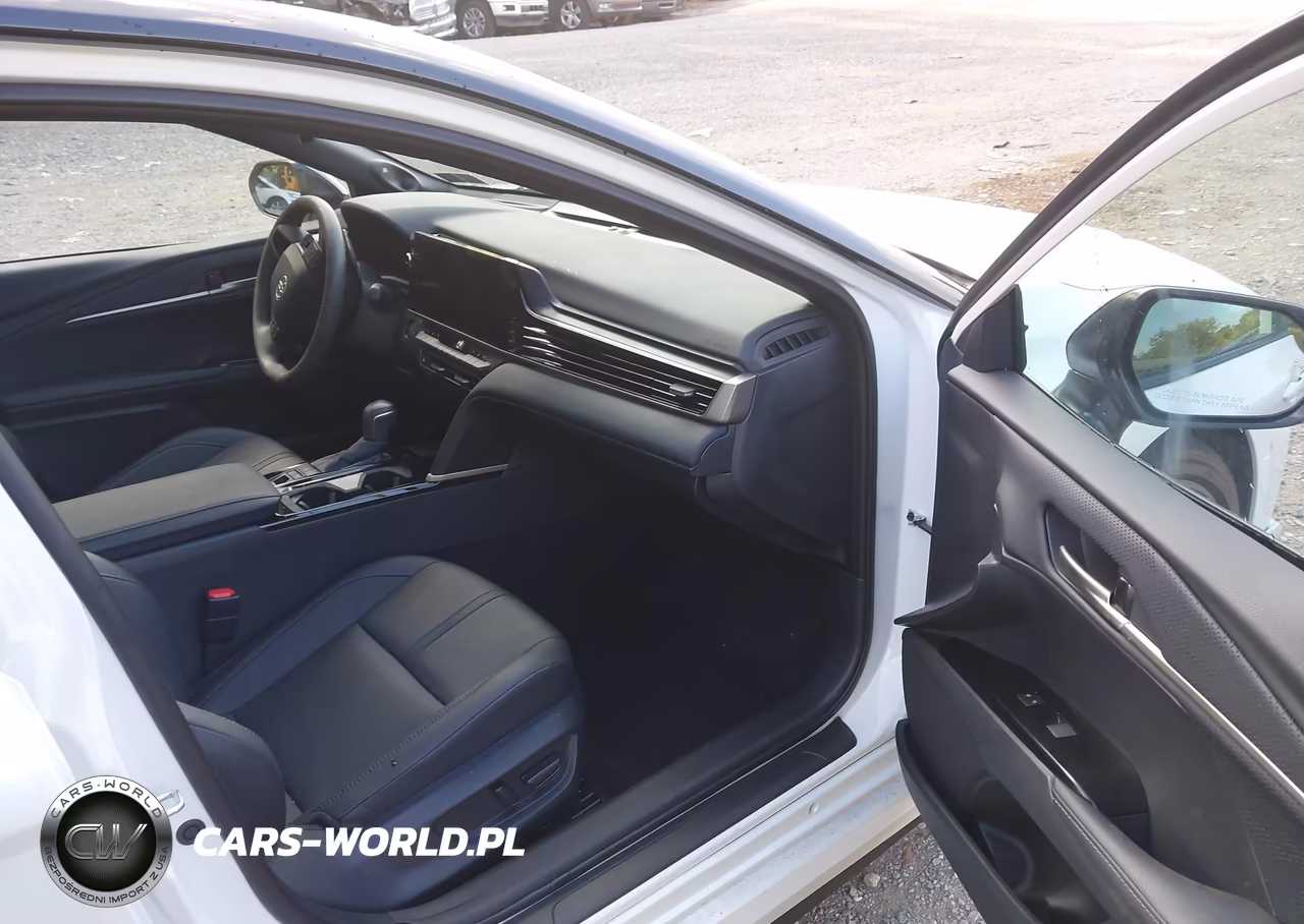2026 Toyota Camry Xse VIN:4T1DAACK3TU316891 - 5