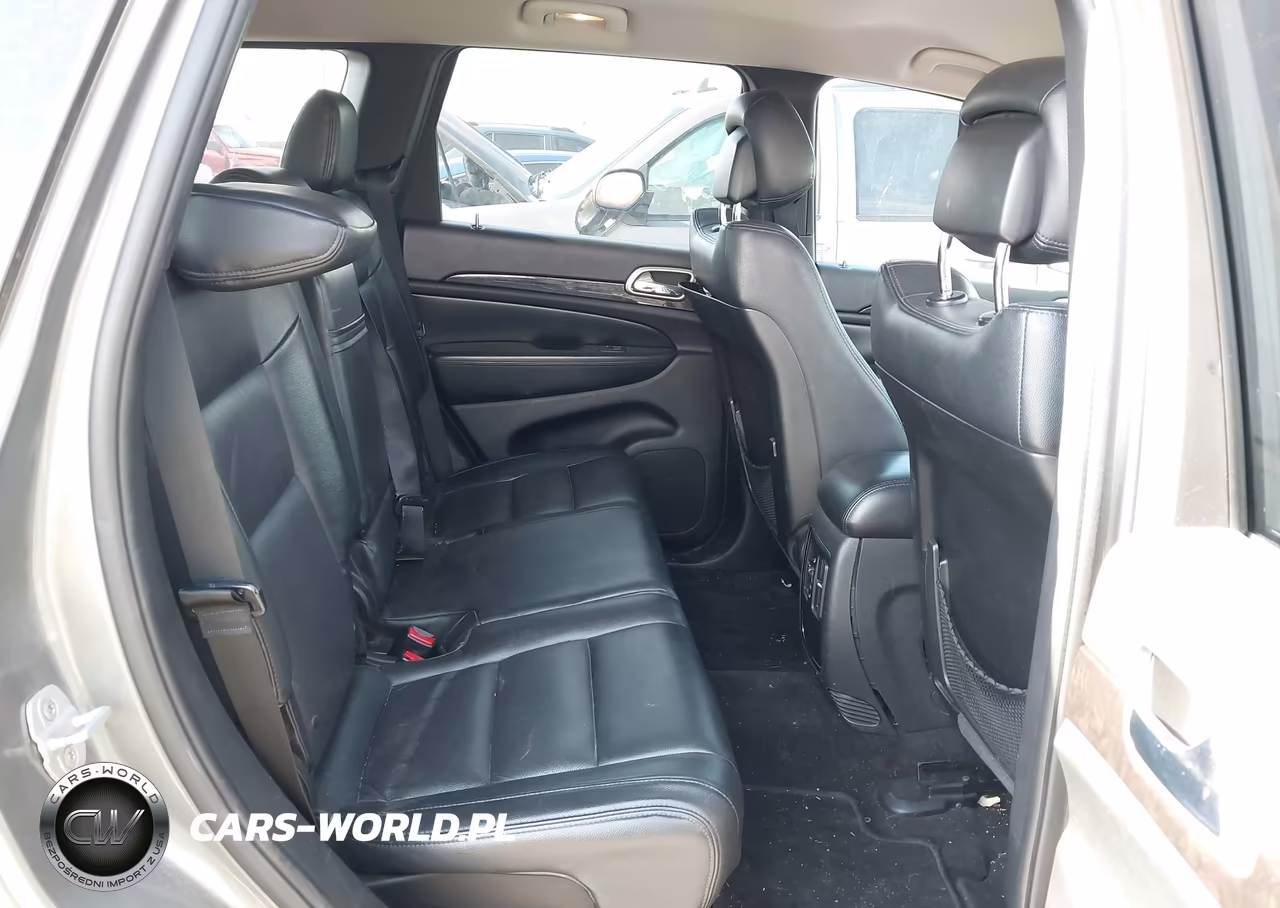 2012 Jeep Grand Cherokee Laredo VIN:1C4RJEAG5CC116004 - 8
