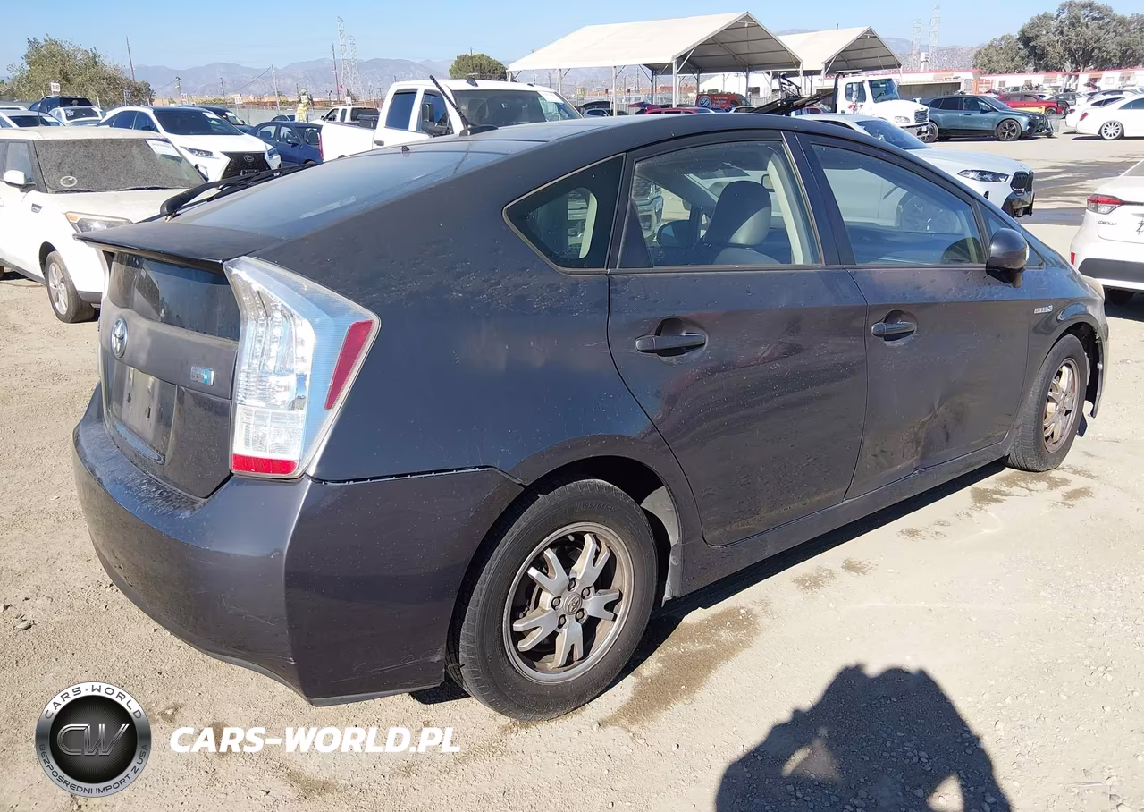 2010 Toyota Prius Iv VIN:JTDKN3DU3A0026828 - 4