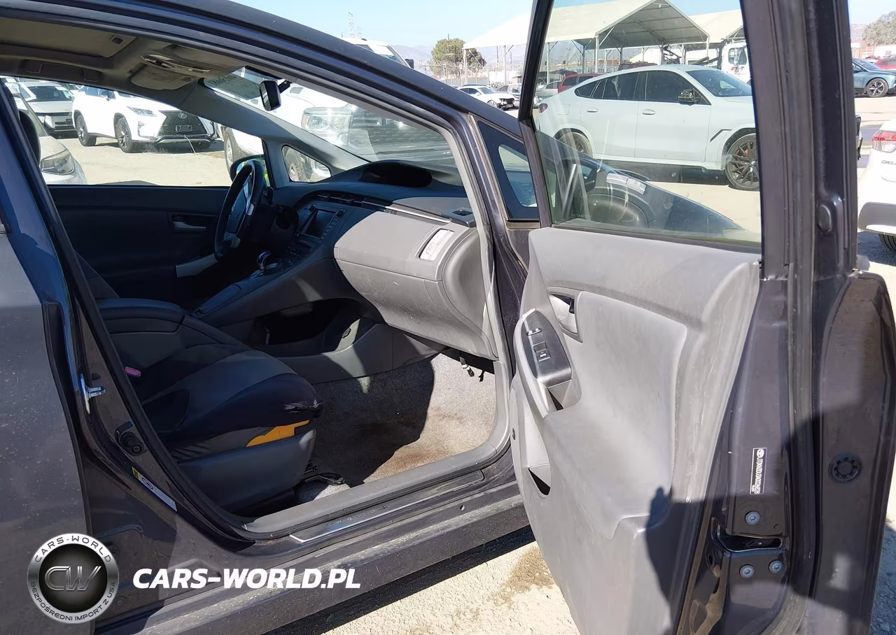 2010 Toyota Prius Iv VIN:JTDKN3DU3A0026828 - 5