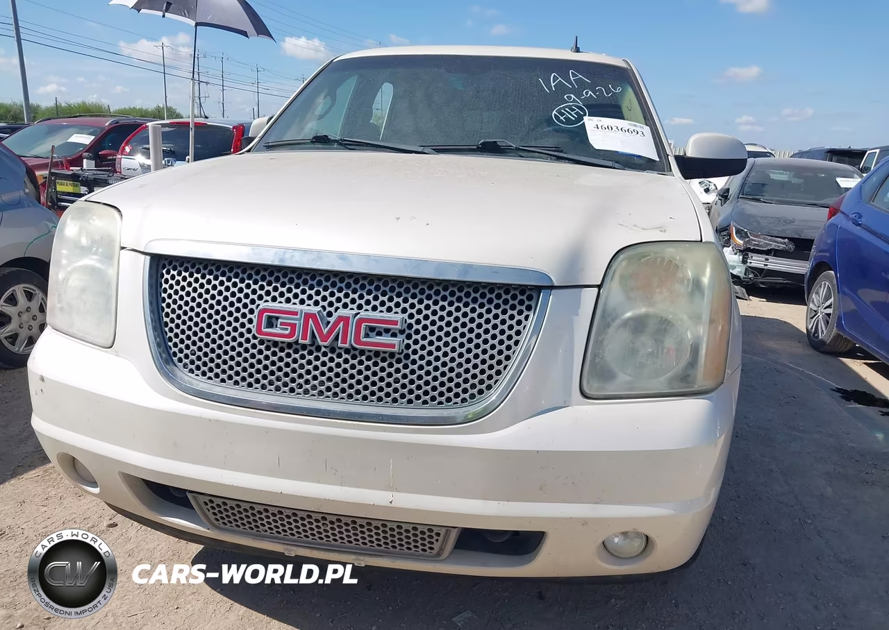 2011 GMC Yukon Denali VIN:1GKS2EEF3BR238795 - 12