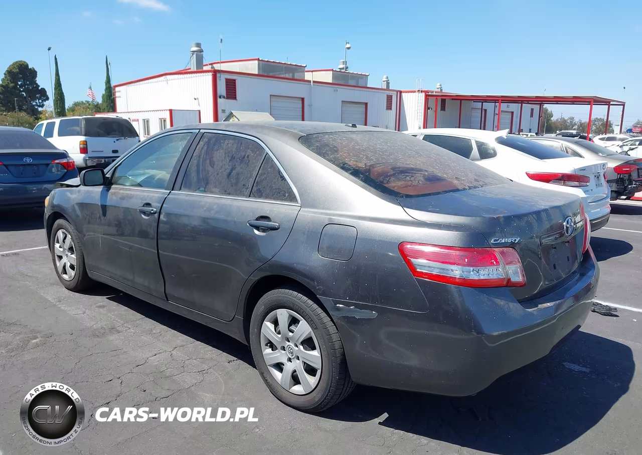 2010 Toyota Camry Le VIN:4T4BF3EK8AR025209 - 3