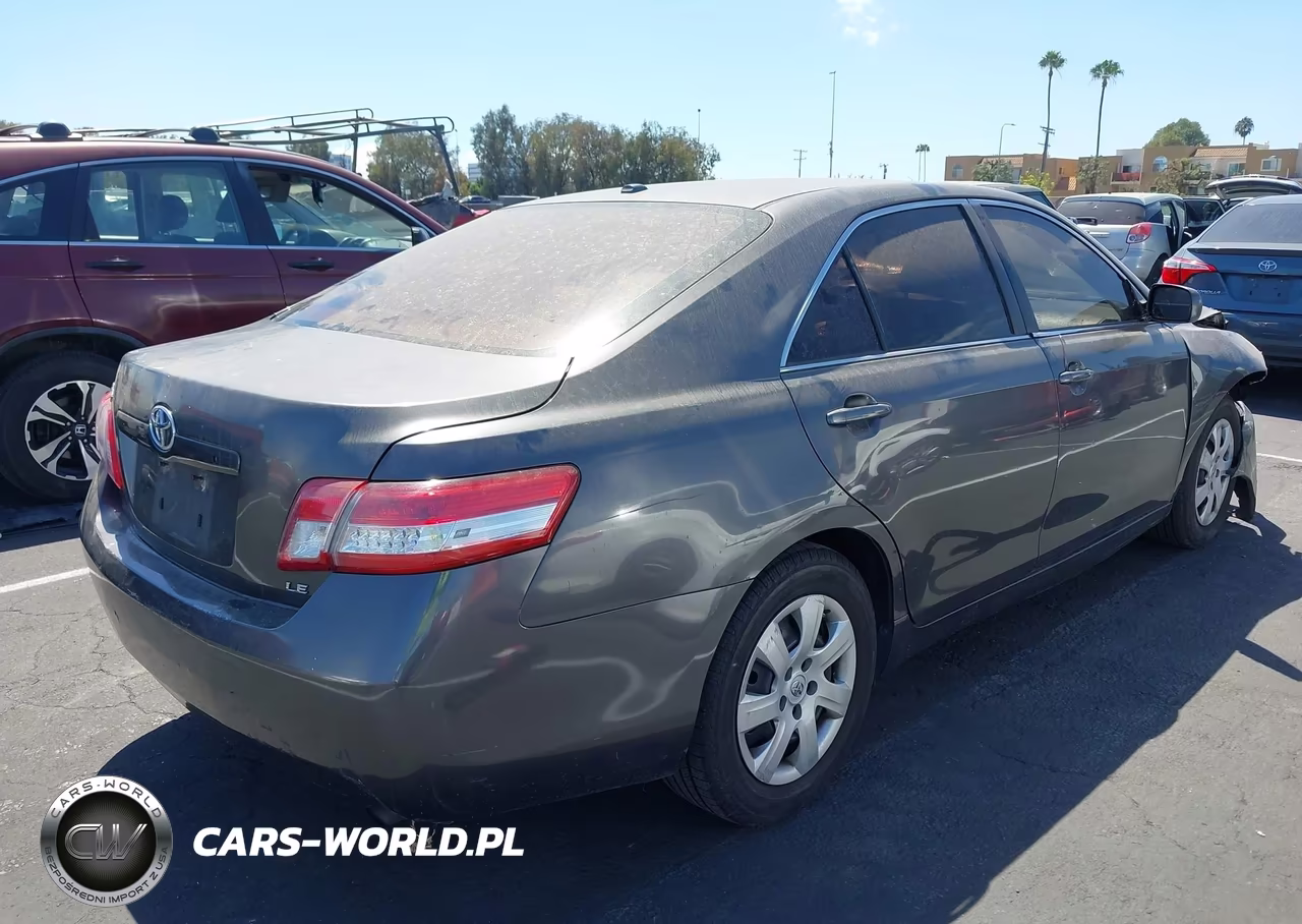 2010 Toyota Camry Le VIN:4T4BF3EK8AR025209 - 4