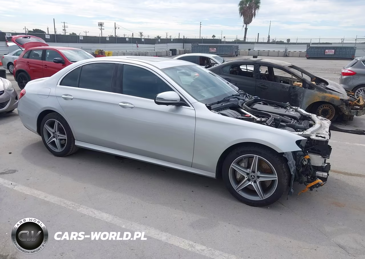 2019 Mercedes-Benz E 300