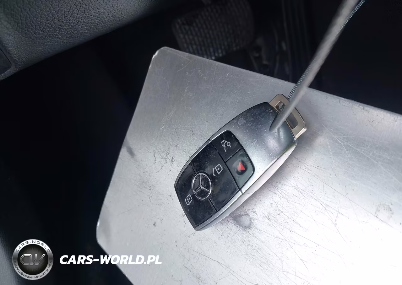 2019 Mercedes-Benz E 300 VIN:WDDZF4JB6KA513138 - 11