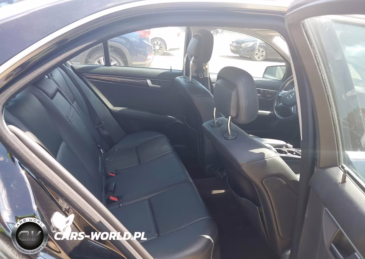 2014 Mercedes-Benz C 250 Luxury VIN:WDDGF4HBXEA949928 - 8