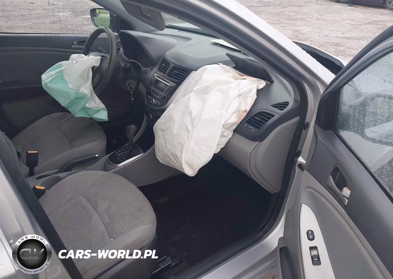 2015 Hyundai Accent Gls VIN:KMHCT4AEXFU926053 - 5