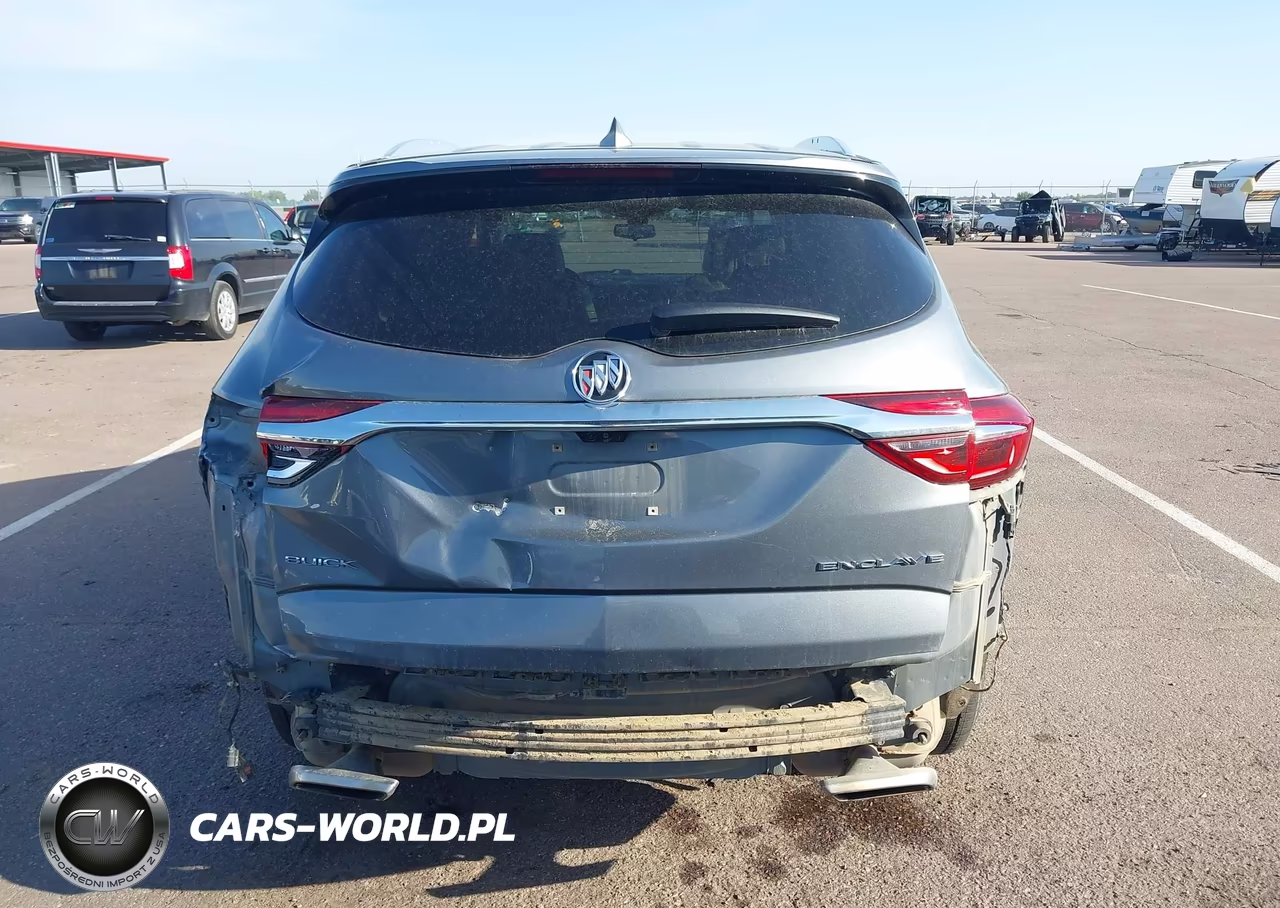 2018 Buick Enclave Premium VIN:5GAERCKW0JJ149035 - 17