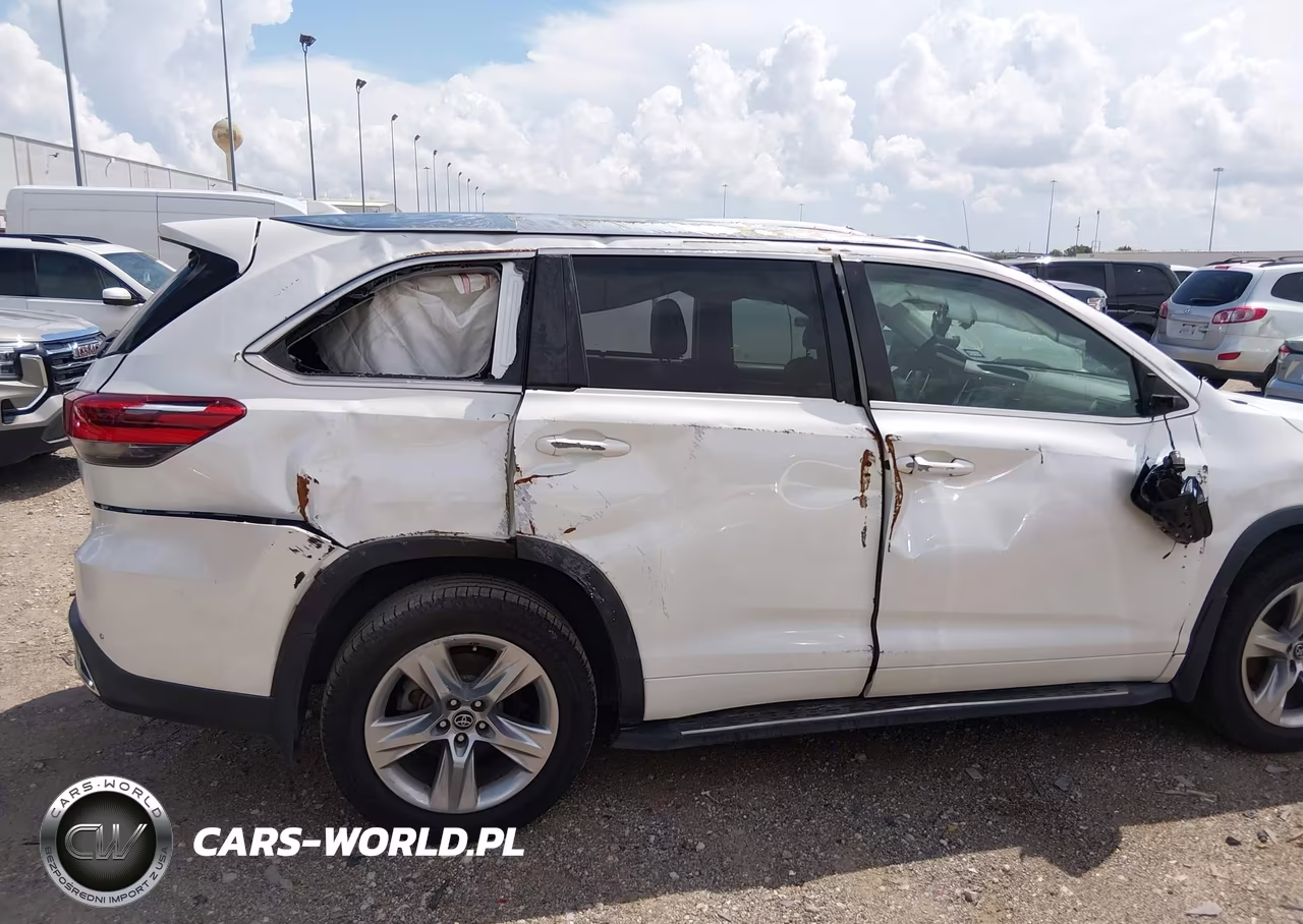 2017 Toyota Highlander Limited VIN:5TDYZRFH6HS228782 - 18
