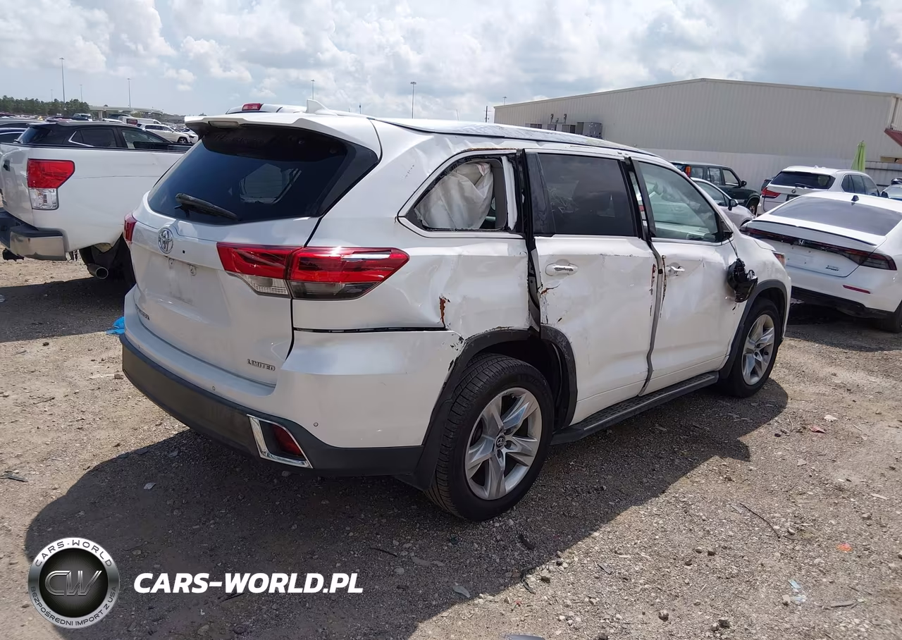 2017 Toyota Highlander Limited VIN:5TDYZRFH6HS228782 - 4