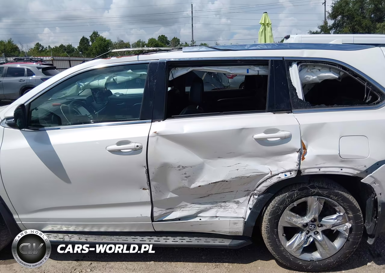 2017 Toyota Highlander Limited VIN:5TDYZRFH6HS228782 - 6