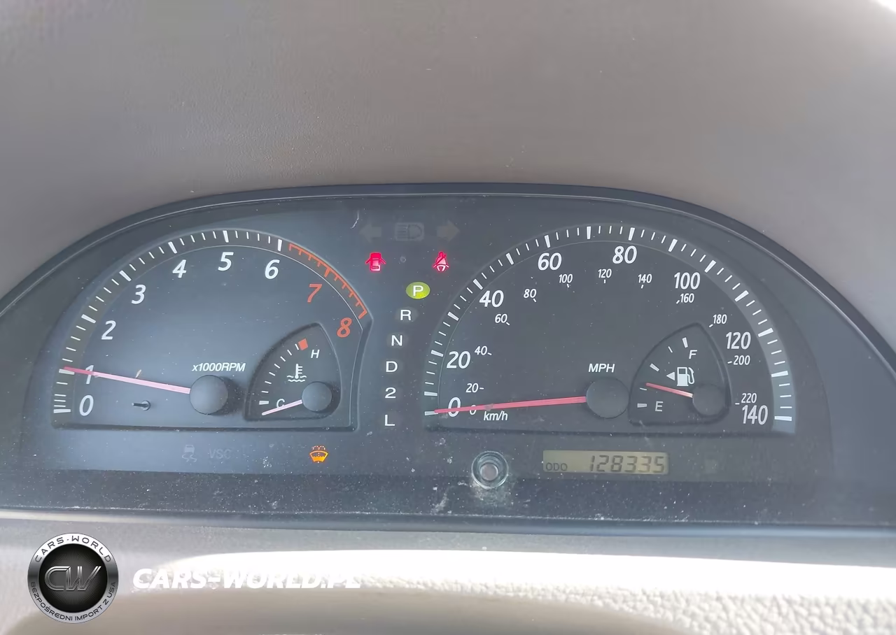 2003 Toyota Camry Le VIN:4T1BE32K93U744117 - 7