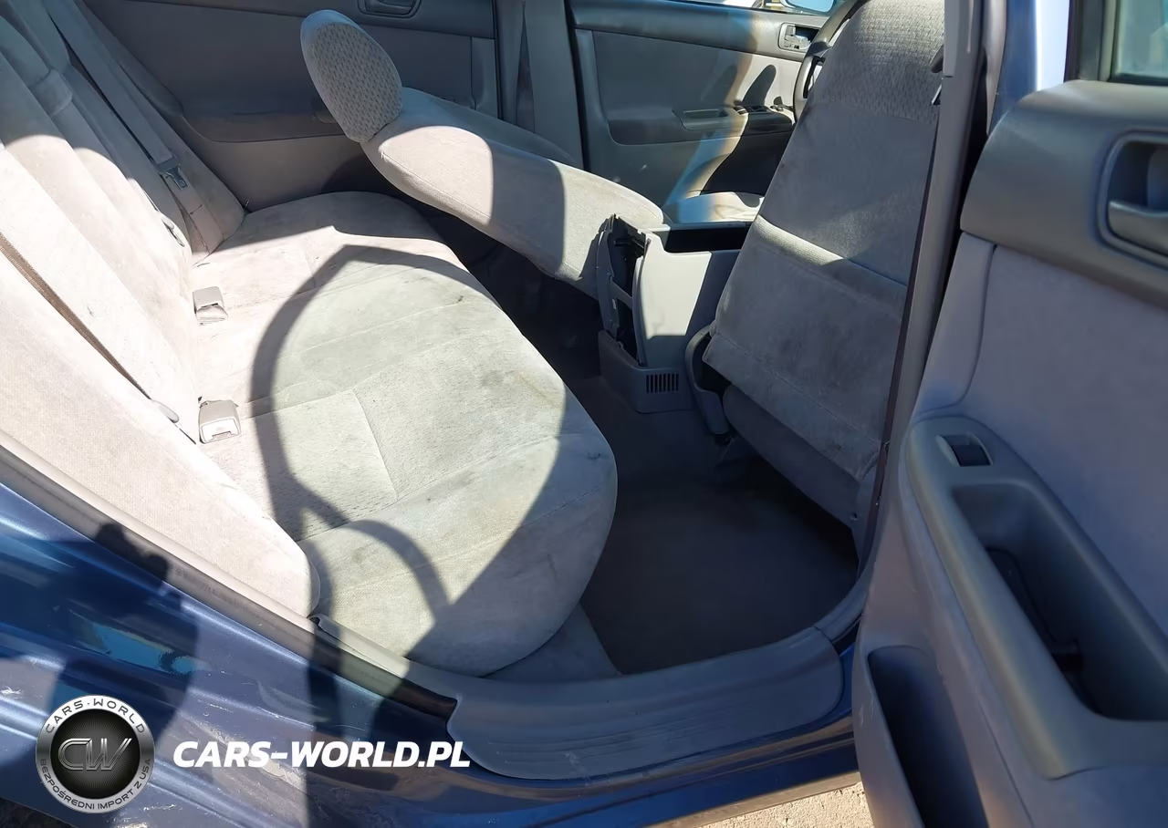 2003 Toyota Camry Le VIN:4T1BE32K93U744117 - 8