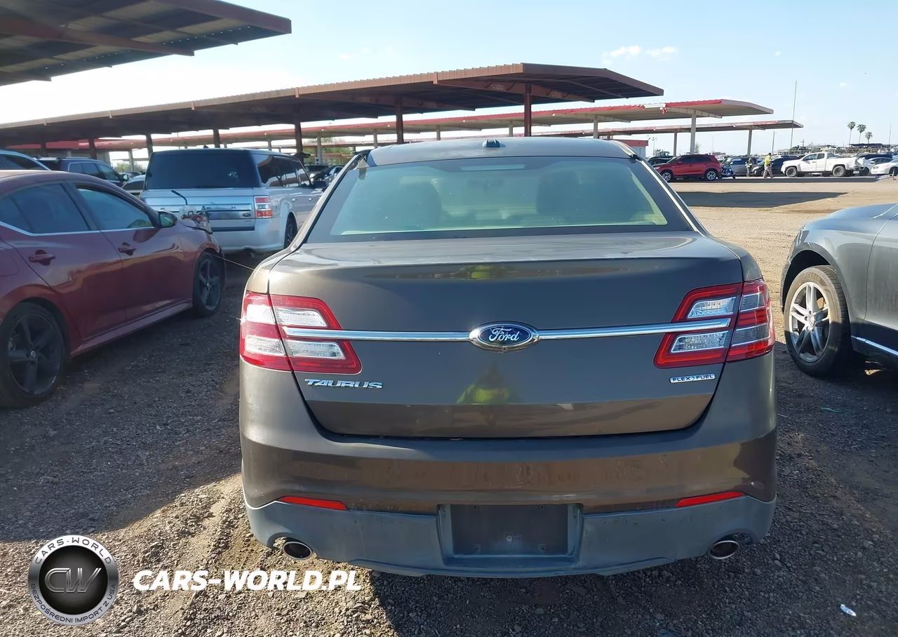 2015 Ford Taurus Se VIN:1FAHP2D88FG159333 - 16
