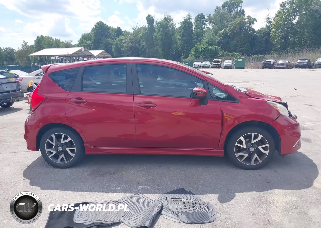 2015 Nissan Versa Note Sr VIN:3N1CE2CP7FL361663 - 13