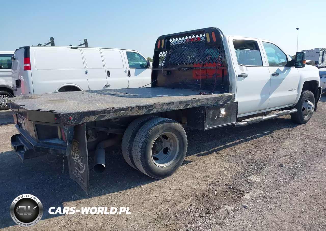 2016 Chevrolet Silverado 3500Hd Chassis Wt VIN:1GB4CYC81GF289684 - 4
