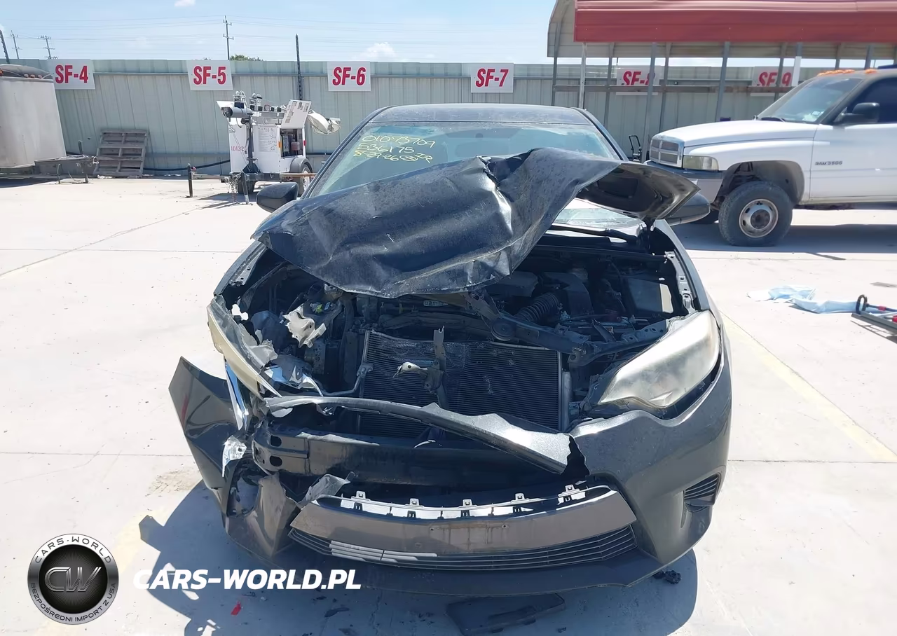 2016 Toyota Corolla Le VIN:5YFBURHE4GP536175 - 11