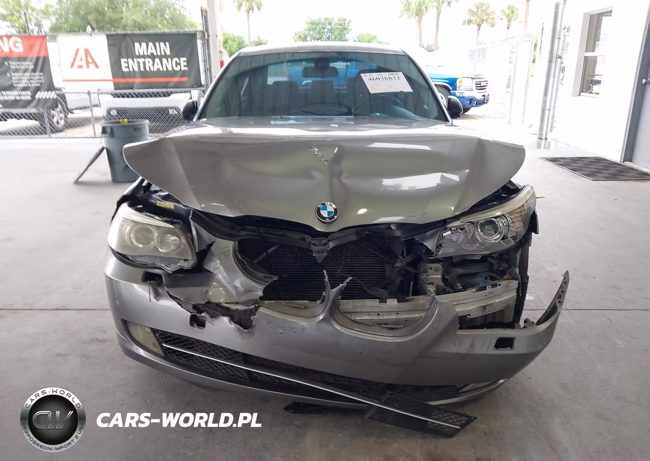 2010 BMW 528I xDrive VIN:WBANV1C58AC156756 - 12