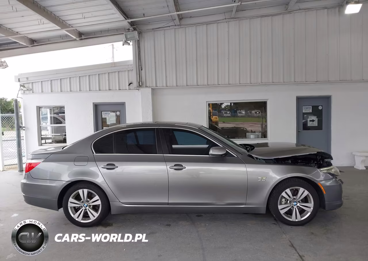 2010 BMW 528I xDrive VIN:WBANV1C58AC156756 - 13