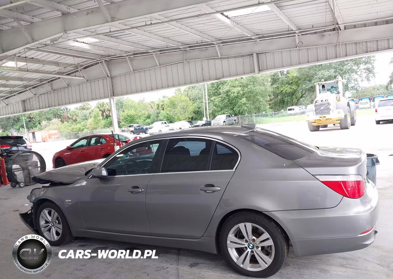2010 BMW 528I xDrive VIN:WBANV1C58AC156756 - 14