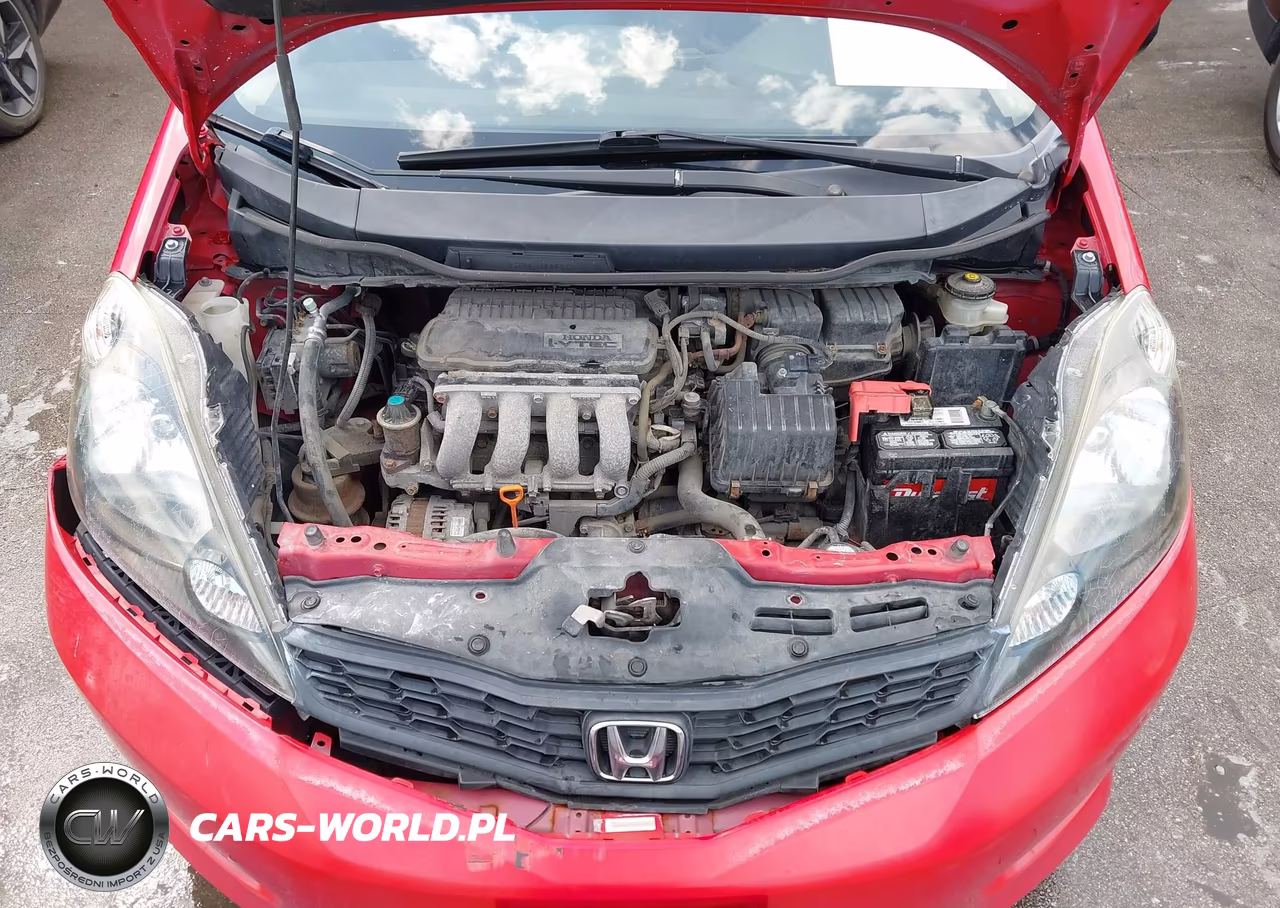 2012 Honda Fit Sport VIN:JHMGE8H58CC000991 - 10